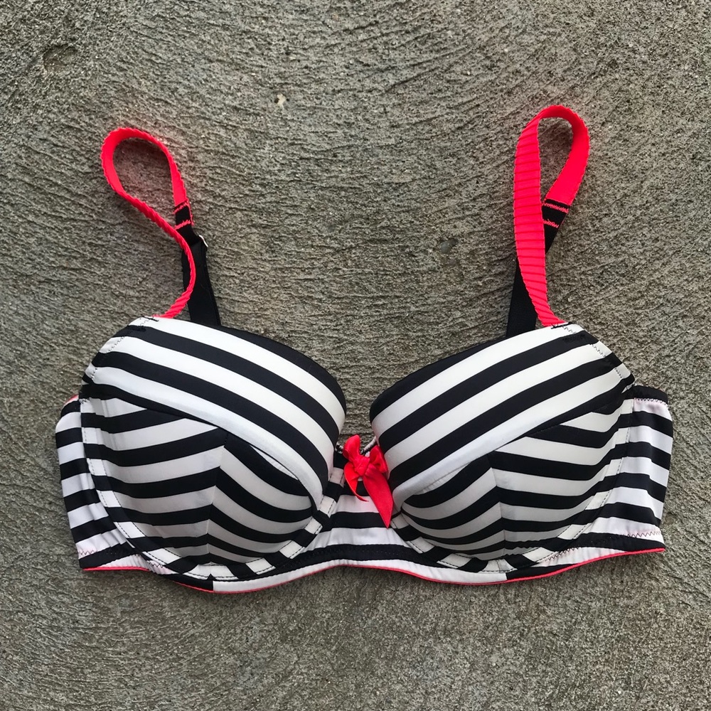 💕 Victoria’s Secret Balconet 34d